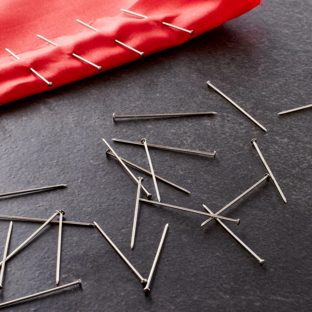 Outlet 🤩 12 Packs: 250 ct. (3,000 total) 1.25" Very Fine Silk Pins by Loops & Threads™ 🔥 2 Outlet 🤩 12 Packs: 250 ct. (3,000 total) 1.25" Very Fine Silk Pins by Loops & Threads™ 🔥 - Image 2