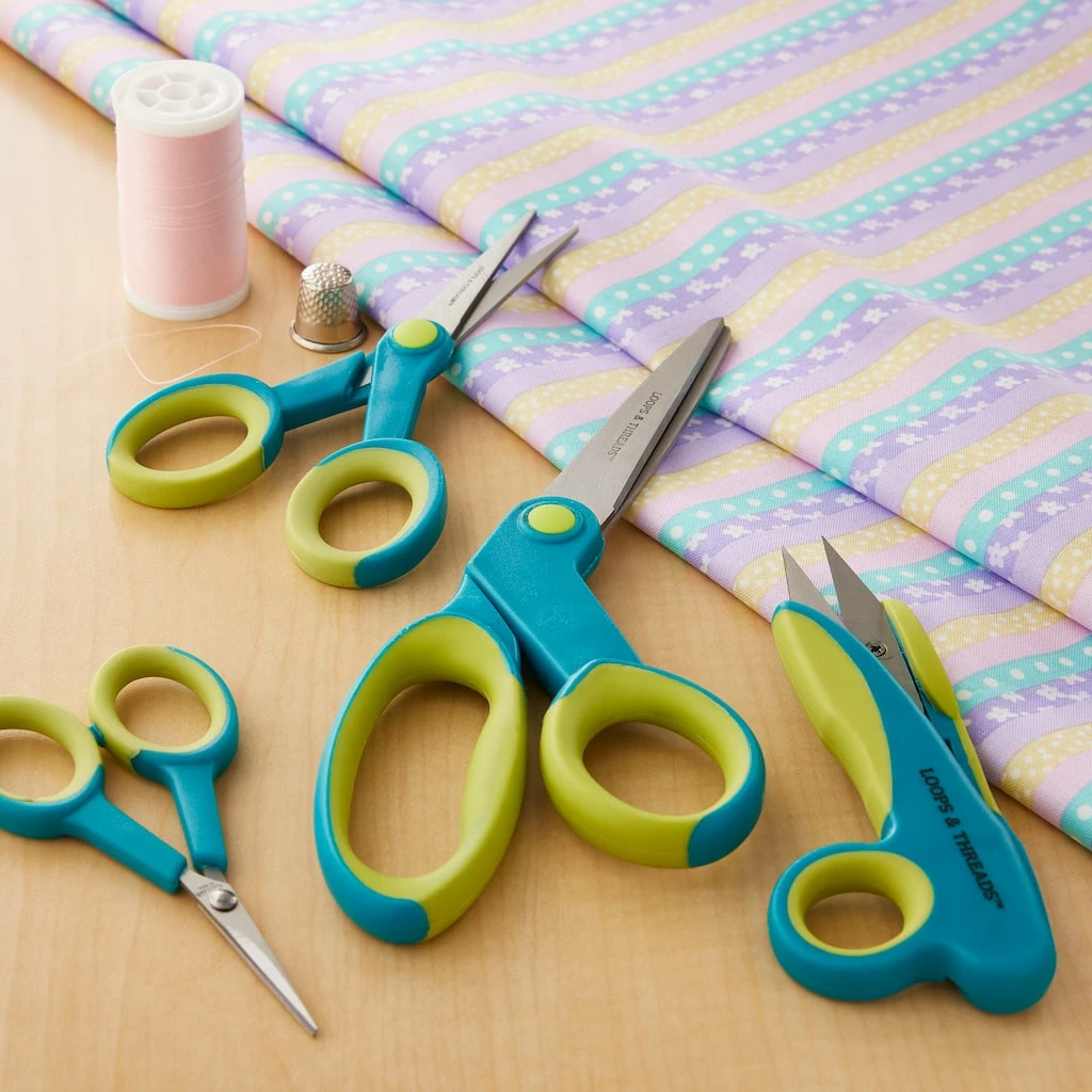 Best deal 🥰 Loops & Threads™ Sewing Scissors 😉 2 Best deal 🥰 Loops & Threads™ Sewing Scissors 😉 - Image 2