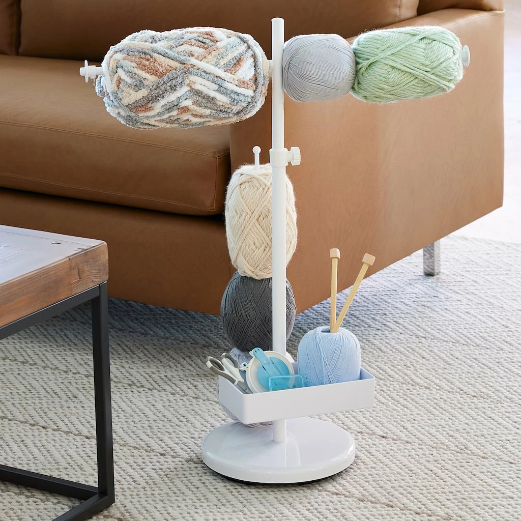 Promo âœ”ï¸ Standing Yarn Roller by Loops & Threads® 🌟 2 Promo âœ”ï¸ Standing Yarn Roller by Loops & Threads® 🌟 - Image 2