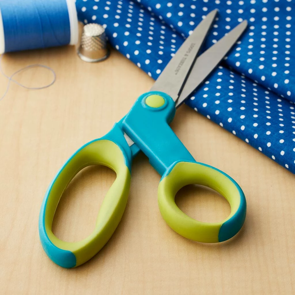 Coupon ✨ 12 Pack: 8" Bent Scissors by Loops & Threads™ 🎠2 Coupon ✨ 12 Pack: 8" Bent Scissors by Loops & Threads™ 🎠- Image 2